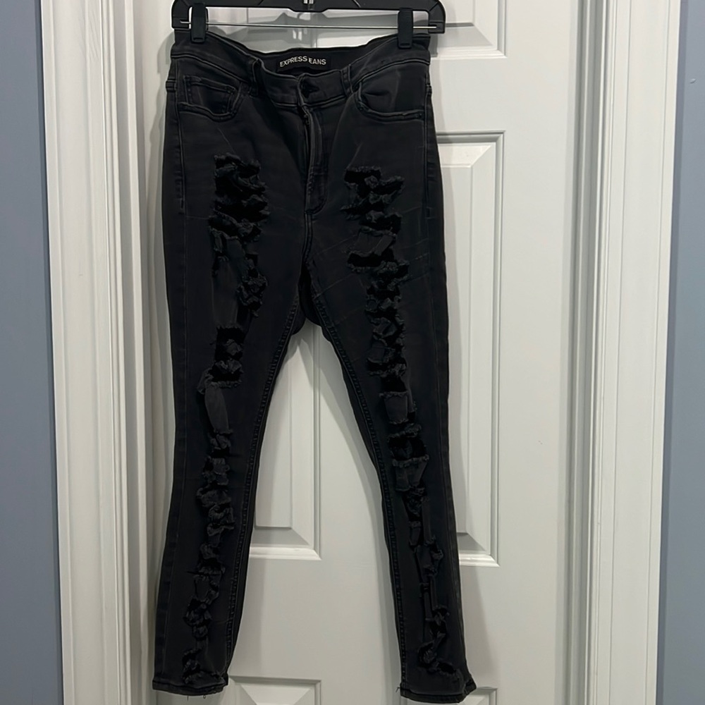 Express High Rise destructed